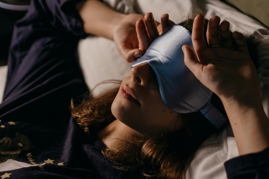 An Optimized Evening Routine for Better Sleep and Glowing Skin